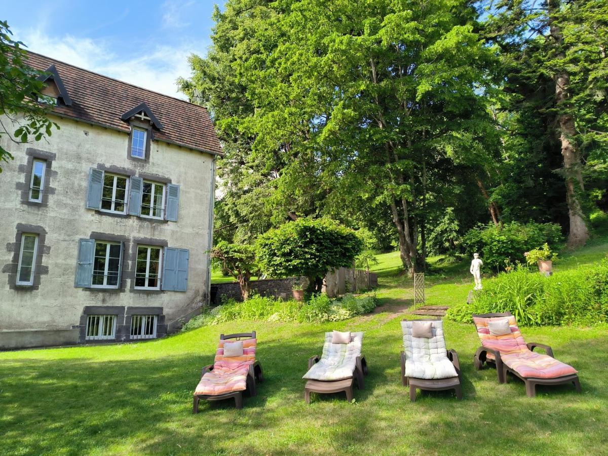 Gites Le Vieux Vinzelles Volvic Exterior photo