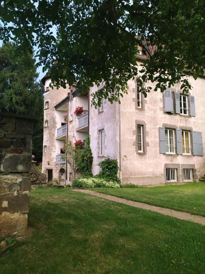 Gites Le Vieux Vinzelles Volvic Exterior photo